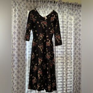 PACT Clothing fit & flare midi dress size M in black flower print